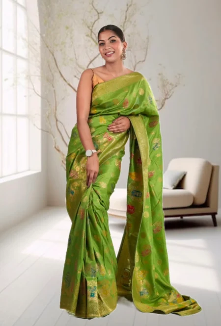 Elegant Green Banarasi Silk Saree with Zari Weaving & Blouse